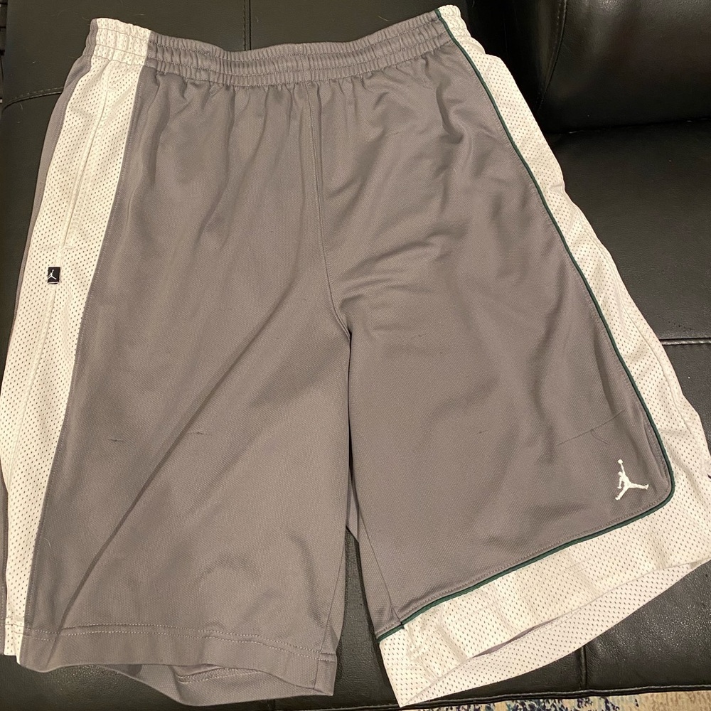 Mens Large Jordan Basketball Shorts